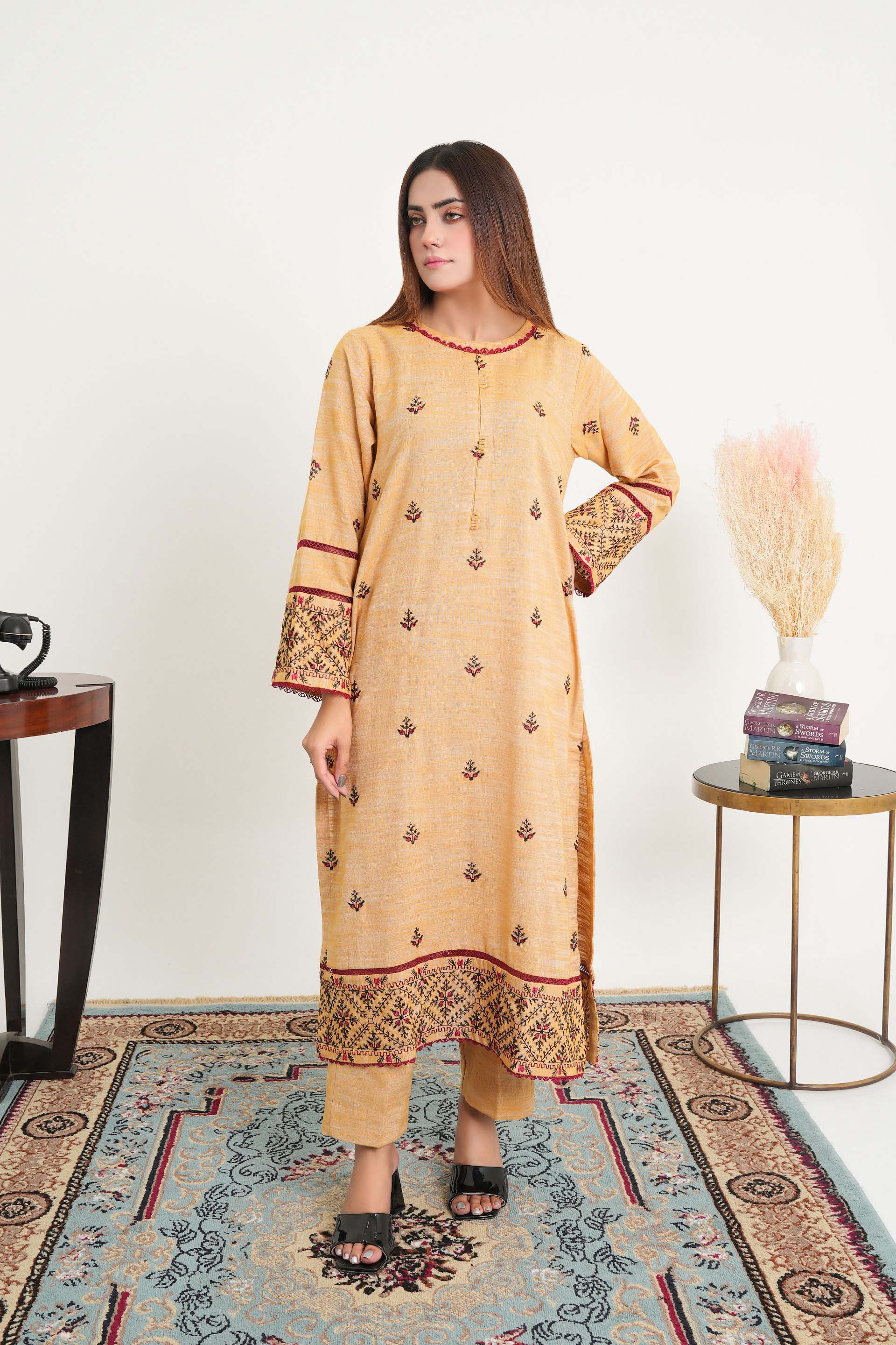 skin baig chamry karandi warm & embroidery